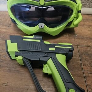 Green and Black VR Headset and Controller